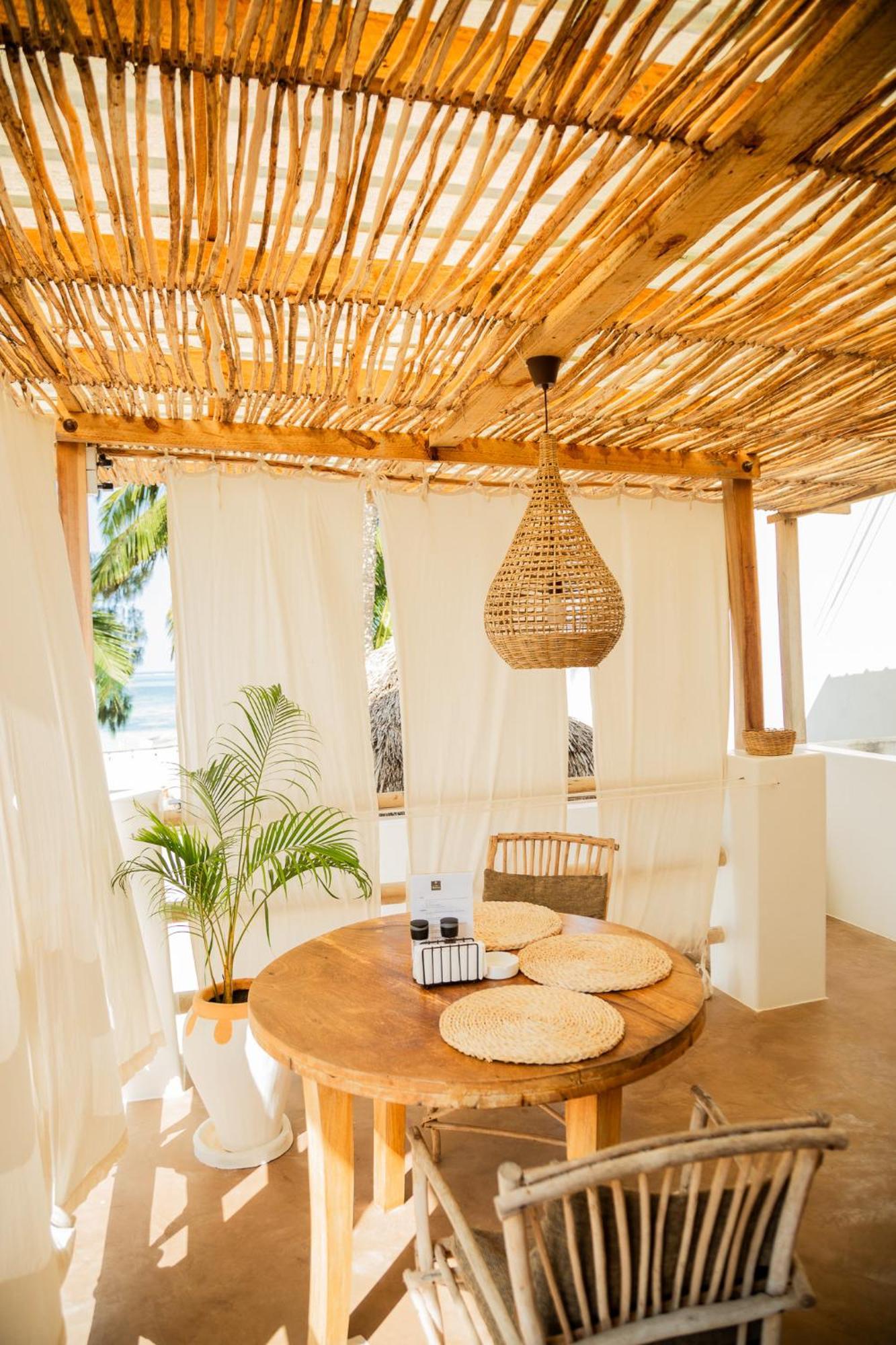 Boho Boutique Hotel - Beachfront , Adults Only , Private Pool Kiwengwa  Exterior photo